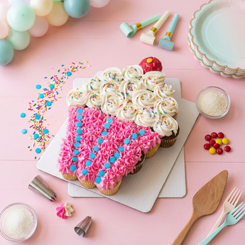 Cupcake Cake: pull-apart cupcakes frosted together into one decorated celebration cake