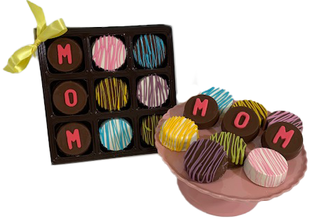 Chocolate Dipped Oreos | Mom will love them!